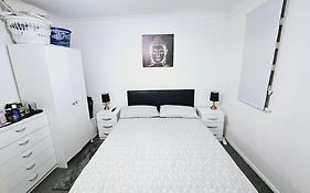 Lovely Fully Furnished One Bed Flat To Let