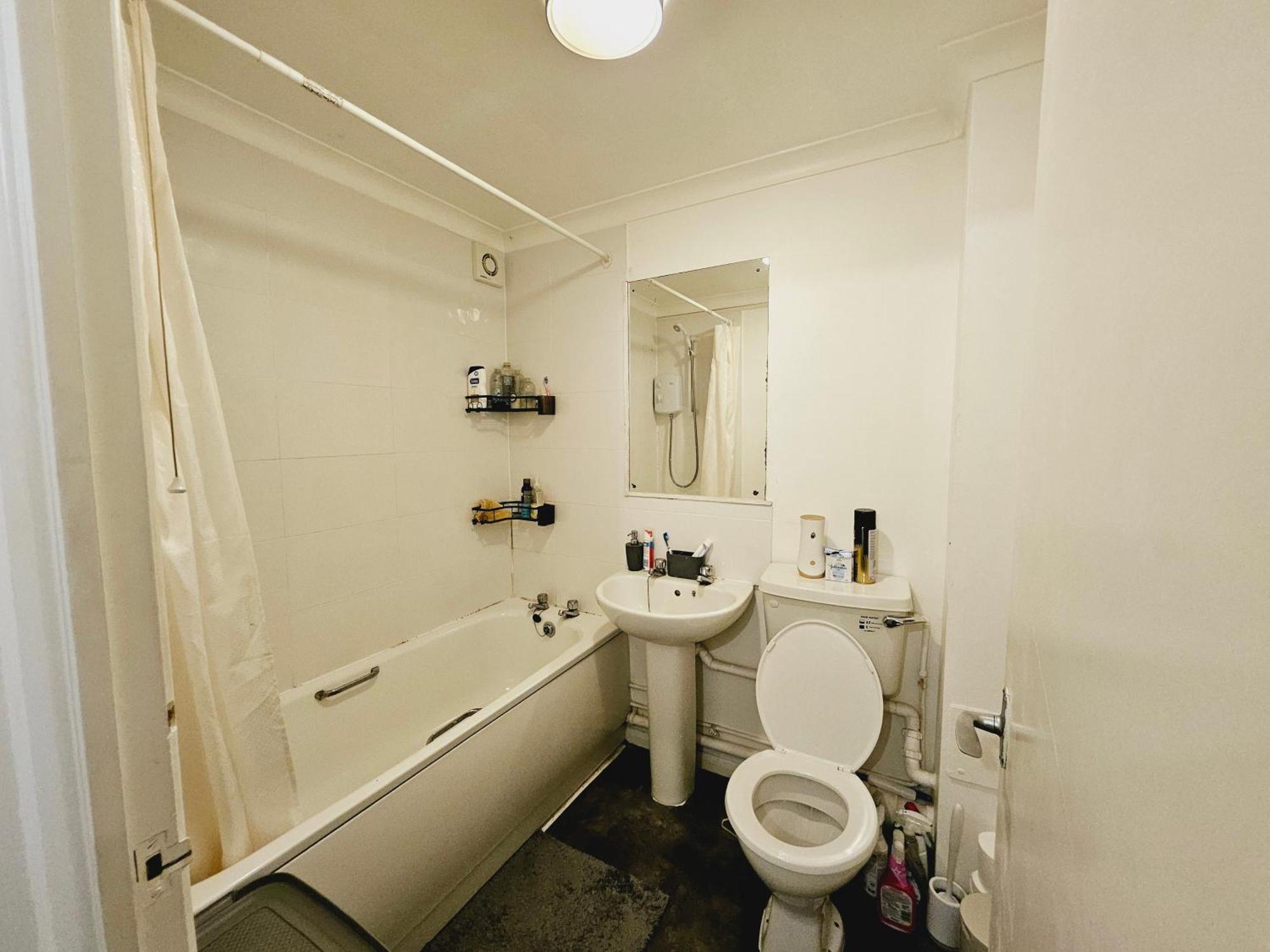 Lovely Fully Furnished One Bed Flat To Let Enfield Exterior photo